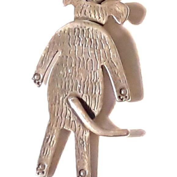 BIG IDEA Silver Dog and Bone Pin - Picture 3 of 4